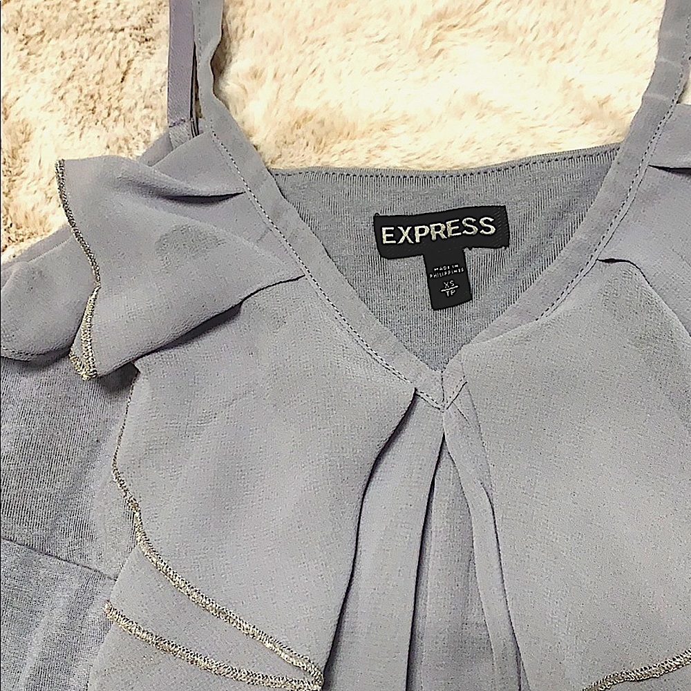 Express ruffle tank - Picture 2 of 10